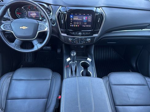 Used 2020 Chevrolet Traverse LT w/ LPO, Blackout Package image 16