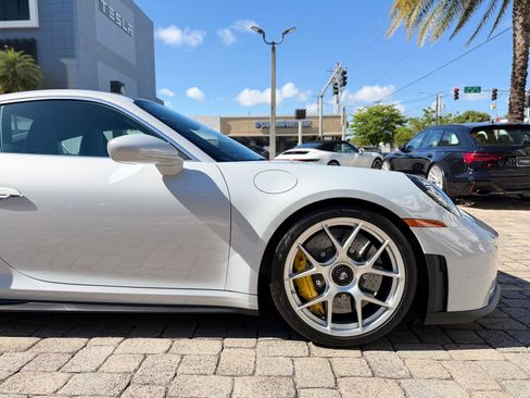 Used 2026 Porsche 911 GT3 RWD image 25