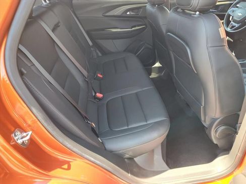 Certified 2023 Chevrolet TrailBlazer ACTIV w/ Sun and Liftgate Package FWD image 12