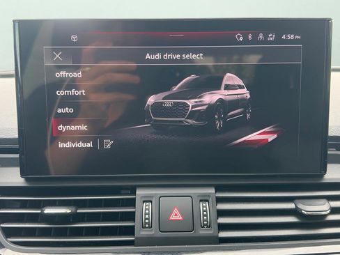 Used 2023 Audi Q5 e Premium w/ Convenience Package AWD/4WD image 22