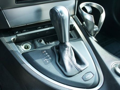 Used 2007 BMW 650i Convertible image 18