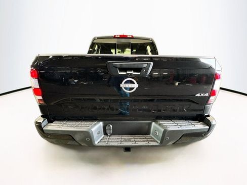New 2025 Nissan Frontier SV w/ SV Convenience Package image 6