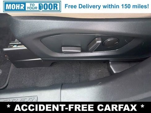 Used 2022 Ford Explorer XLT RWD image 12