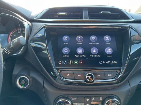 Used 2022 Chevrolet TrailBlazer RS w/ Sun and Liftgate Package image 10