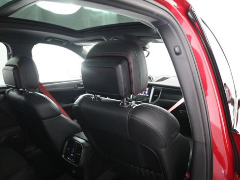 Used 2018 Porsche Macan GTS AWD/4WD image 45