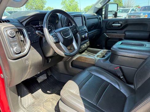 Used 2020 GMC Sierra 2500 Denali w/ Denali Ultimate Package AWD/4WD image 32