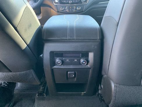 Certified 2023 Chevrolet Traverse LT w/ Midnight/Sport Edition AWD/4WD image 20