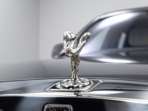 Used 2019 Rolls-Royce Phantom Sedan image 67