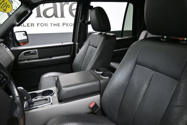 Used 2014 Ford Expedition Limited w/ Equipment Group 301A AWD/4WD image 17