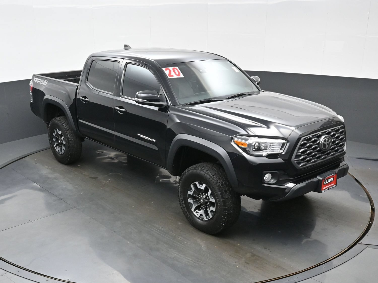 Used 2020 Toyota Tacoma TRD Off-Road w/ Technology Package AWD/4WD image 35