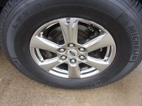 Used 2020 Ford F150 XLT w/ Equipment Group 302A Luxury image 9