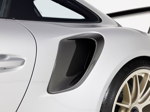 Used 2018 Porsche 911 GT2 RS RWD image 69