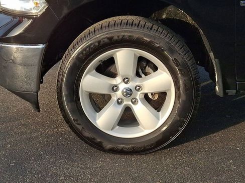 Used 2024 RAM 1500 Classic SLT image 8