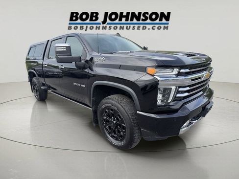 Used 2023 Chevrolet Silverado 3500 High Country w/ Z71 Off-Road Package AWD/4WD image 1