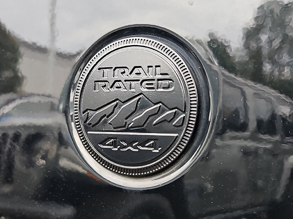 Used 2021 Jeep Wrangler Unlimited Sahara AWD/4WD image 29