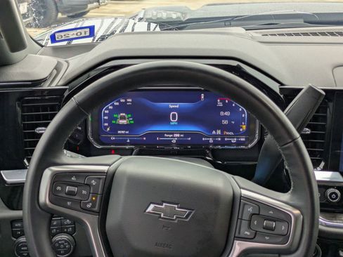 Used 2024 Chevrolet Silverado 2500 LTZ w/ LTZ Plus Package image 22