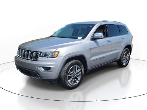 Used 2020 Jeep Grand Cherokee Limited RWD image 3