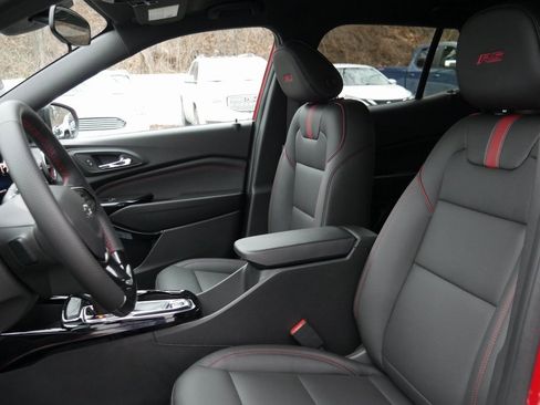 New 2026 Chevrolet Trax RS image 9