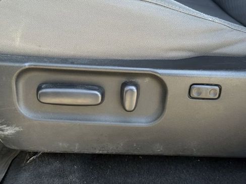 Used 2023 Toyota Tacoma SR5 w/ Technology Package image 29