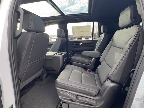 New 2026 GMC Yukon XL Denali w/ Sun & Power Step Package image 12