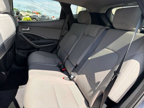 Used 2016 Hyundai Santa Fe Sport FWD image 16