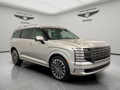 Used 2026 Hyundai Palisade Calligraphy AWD/4WD image 7