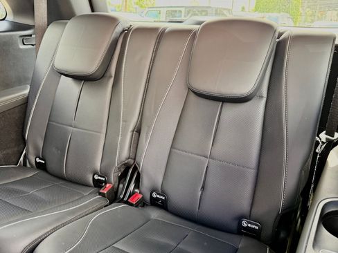 Used 2024 Mercedes-Benz GLS 580 4MATIC image 42