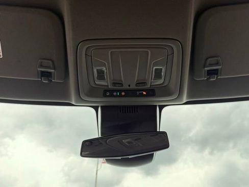 Used 2023 GMC Sierra 1500 SLE w/ Enhanced Capability Package AWD/4WD image 25