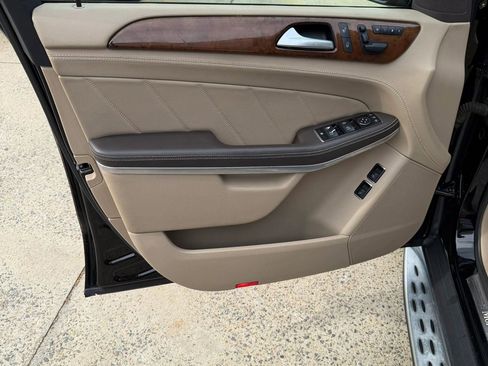 Used 2013 Mercedes-Benz GL 450 4MATIC image 10