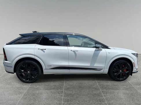 New 2026 Cadillac Optiq V w/ LPO, ONYX Package AWD/4WD image 6
