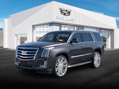 Used 2017 Cadillac Escalade Luxury
