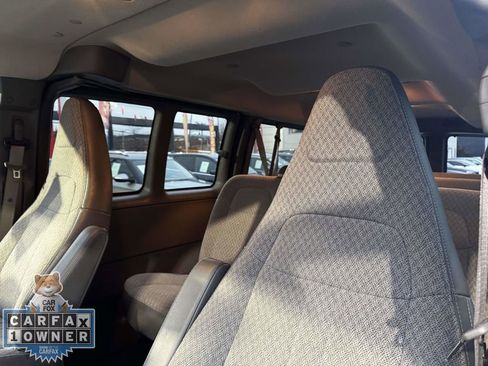 Used 2024 Chevrolet Express 3500 LT w/ LT Preferred Equipment Group image 17