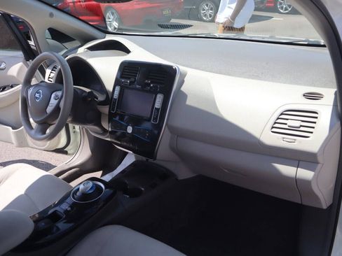 Used 2012 Nissan Leaf SL FWD image 35