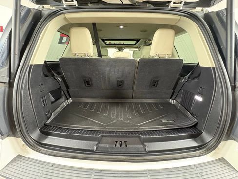 Used 2019 Ford Expedition Platinum RWD image 60