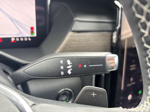 Used 2025 GMC Acadia Denali w/ LPO, All-Weather Package image 22