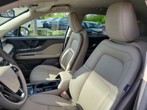 Certified 2023 Lincoln Corsair FWD image 10