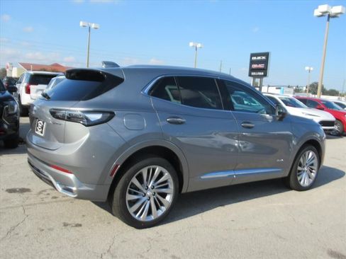 New 2026 Buick Envision Avenir image 6