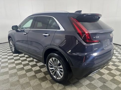 Used 2025 Cadillac XT4 Premium Luxury AWD/4WD image 5