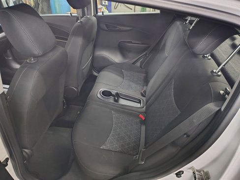 Used 2019 Chevrolet Spark LT image 10