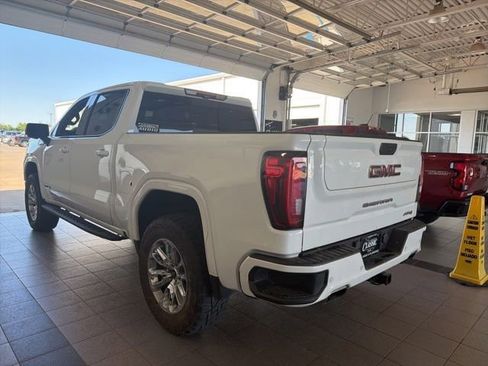 Used 2020 GMC Sierra 1500 AT4 w/ AT4 Premium Package AWD/4WD image 9