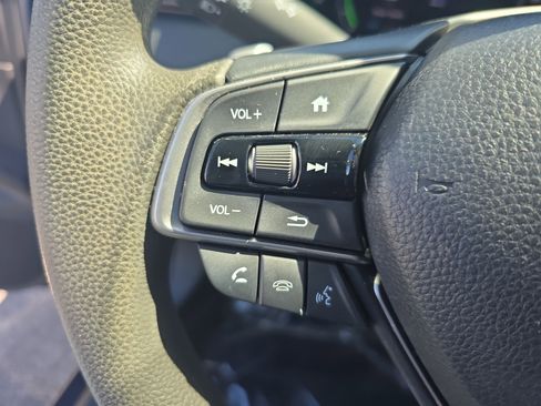 Certified 2021 Honda Insight EX image 19