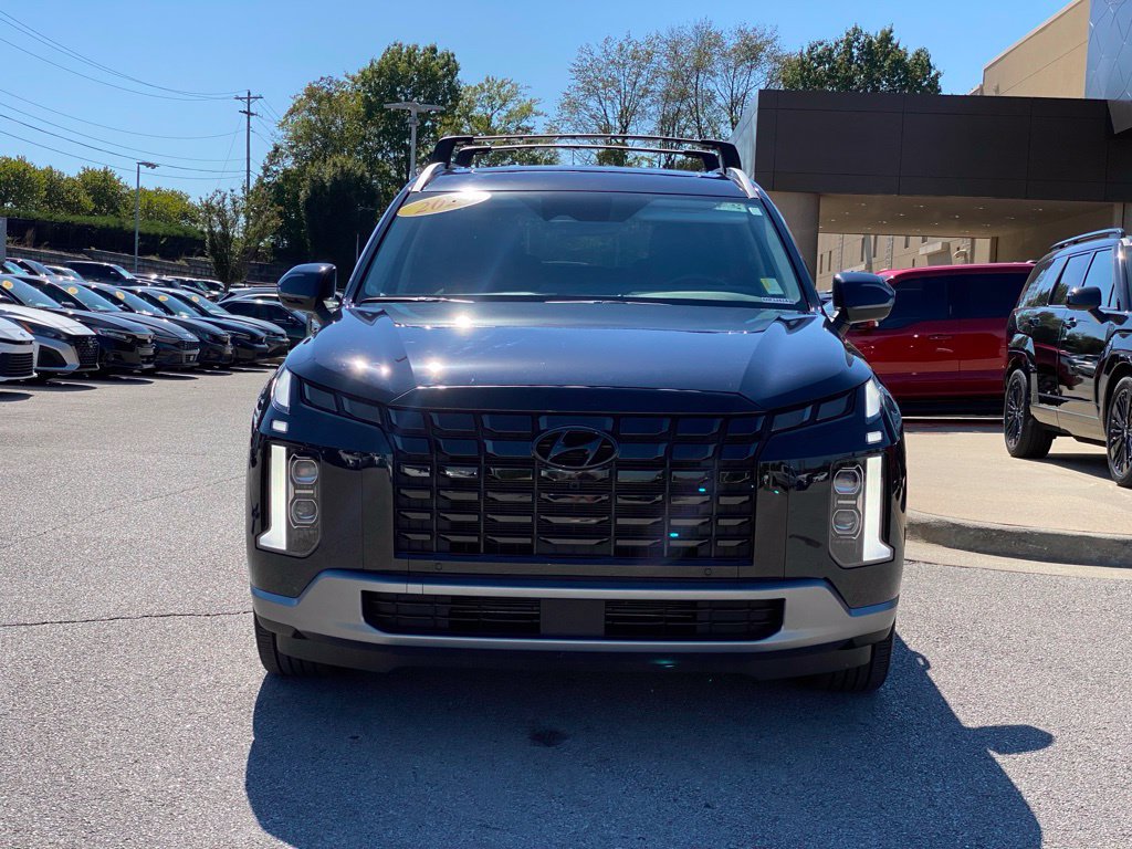 Used 2025 Hyundai Palisade SEL FWD image 2