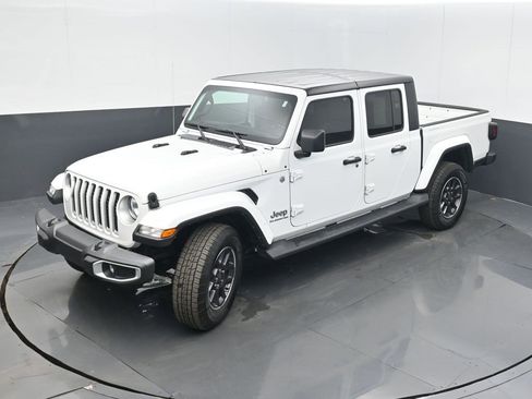 Certified 2021 Jeep Gladiator Overland w/ Popular Equipment Package image 37