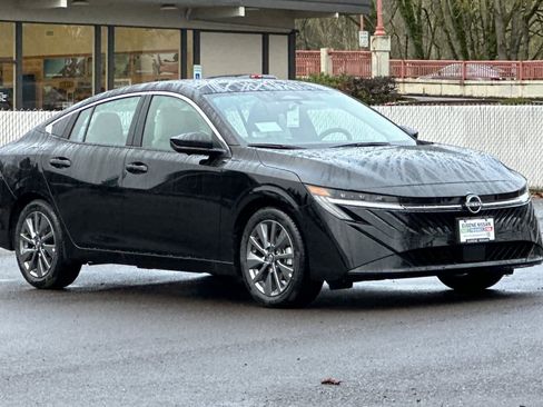 New 2026 Nissan Sentra SL image 9