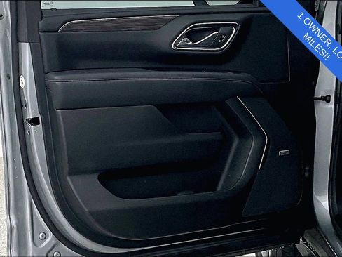 Used 2024 Chevrolet Tahoe LT w/ Luxury Package image 22