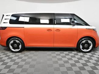 New 2025 Volkswagen ID. Buzz Pro S Plus video 2