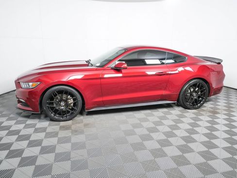 Used 2016 Ford Mustang Coupe RWD image 2