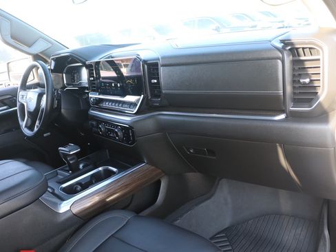 Used 2024 Chevrolet Silverado 1500 RST w/ Convenience Package II AWD/4WD image 35