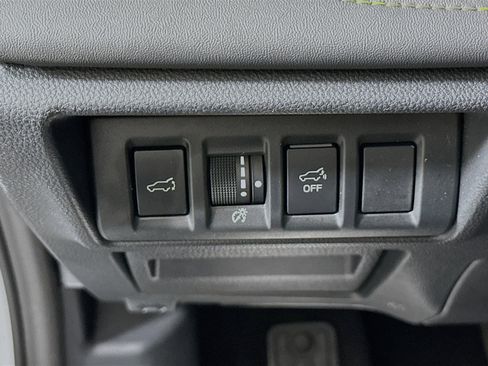 Used 2025 Subaru Outback Onyx Edition AWD/4WD image 16