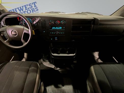 Used 2025 GMC Savana 2500 w/ Driver Convenience Package RWD image 9